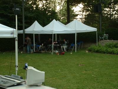 Orchestra setting up at Wallace Bowl, 28 Jun 2006